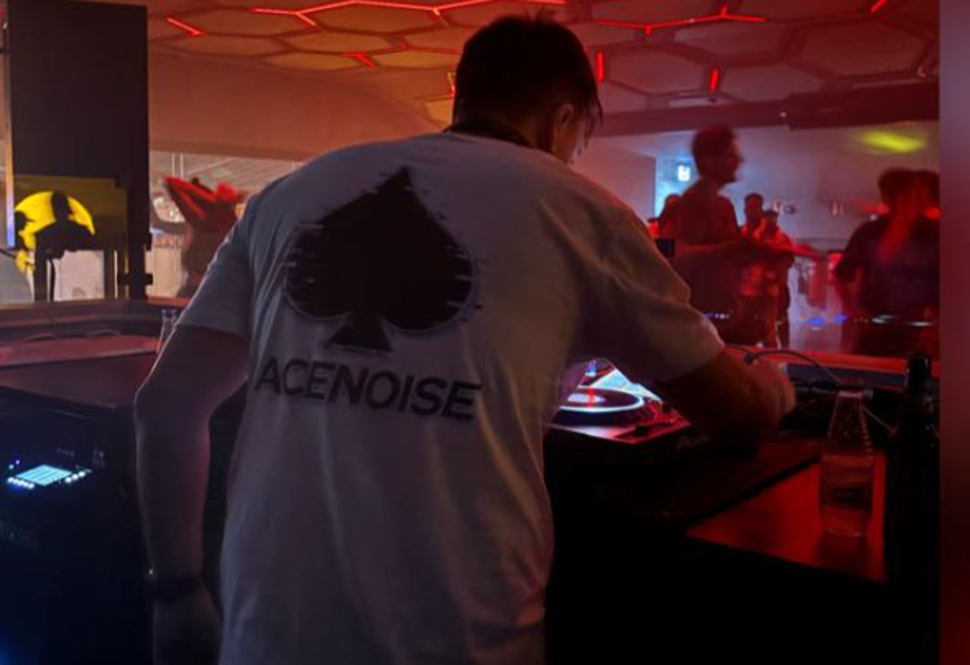 Retrato de ACENOISE · Breakbeat