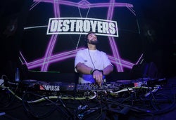 DESTROYERS