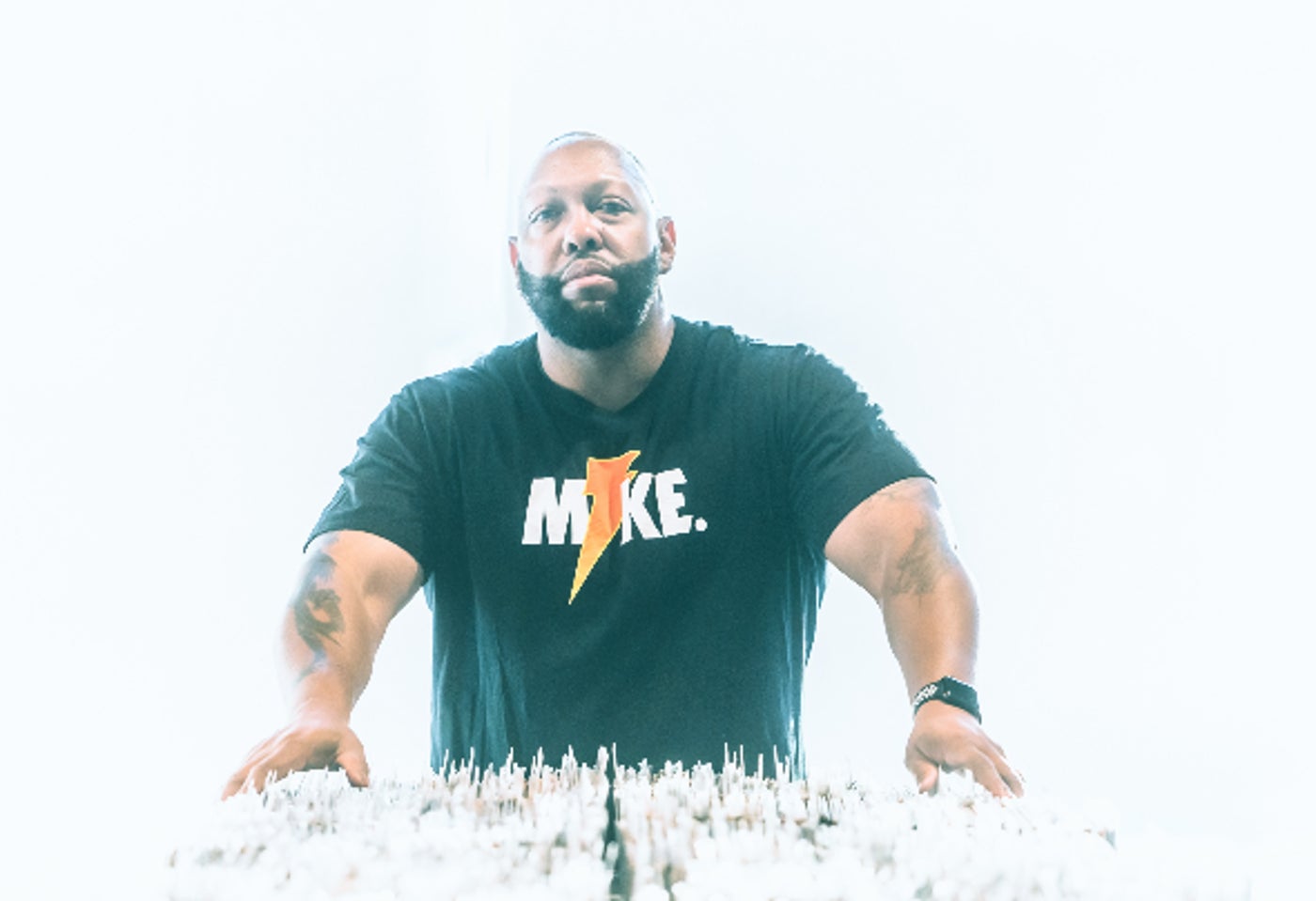 DJ MAGIC MIKE
